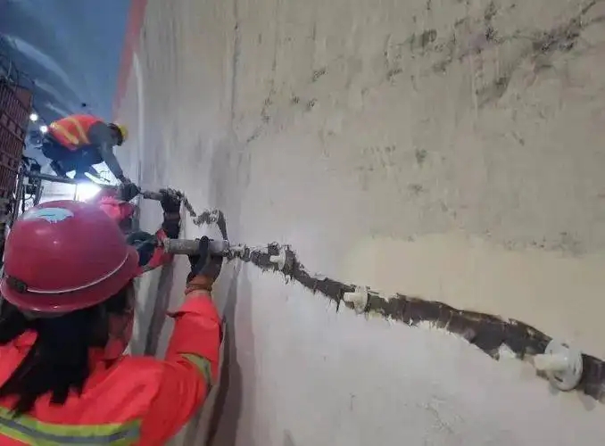 青湖路街道桥隧病害治理